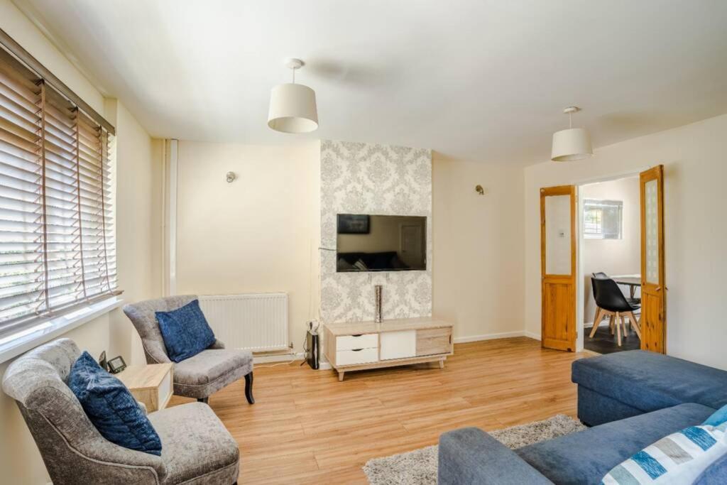 Off Road Parking, Smart Tv In Each Room! Swansea Buitenkant foto